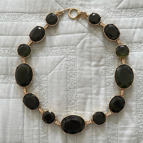 Ann Taylor Jewelry - Ann Taylor smoke green statement necklace